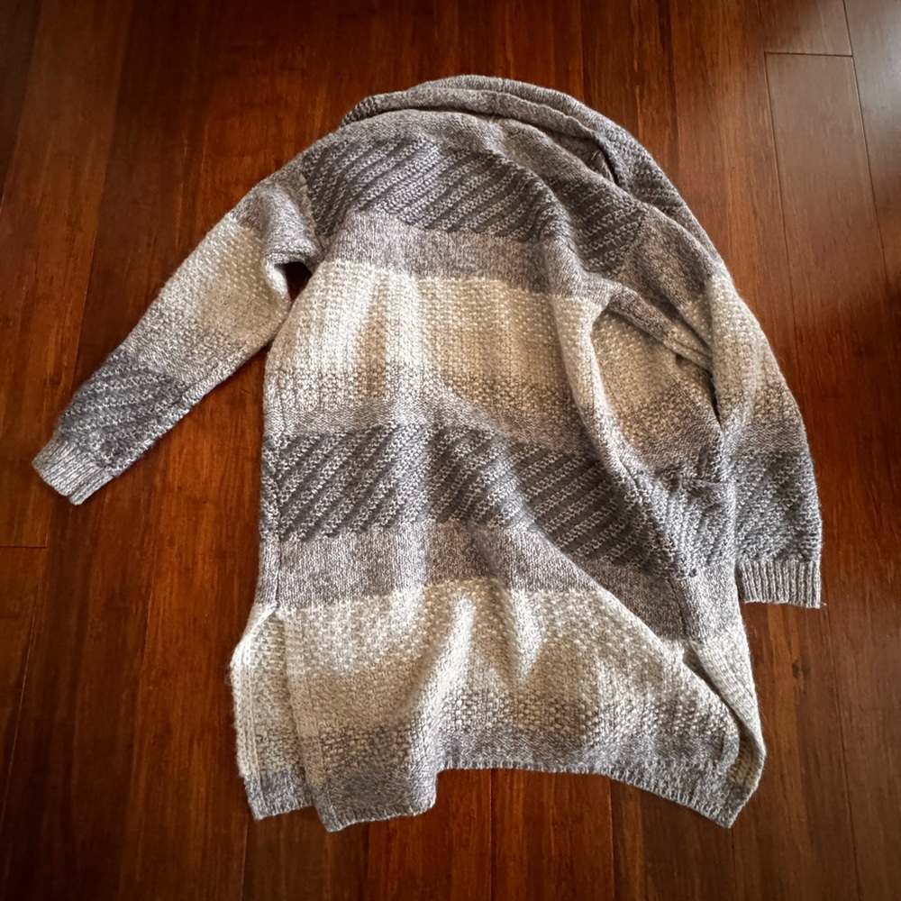 FREE🌟 Max Studio Oversized Open-Front Sweater Cardigan Chunky Striped Gray Cream - Picture 2 of 5